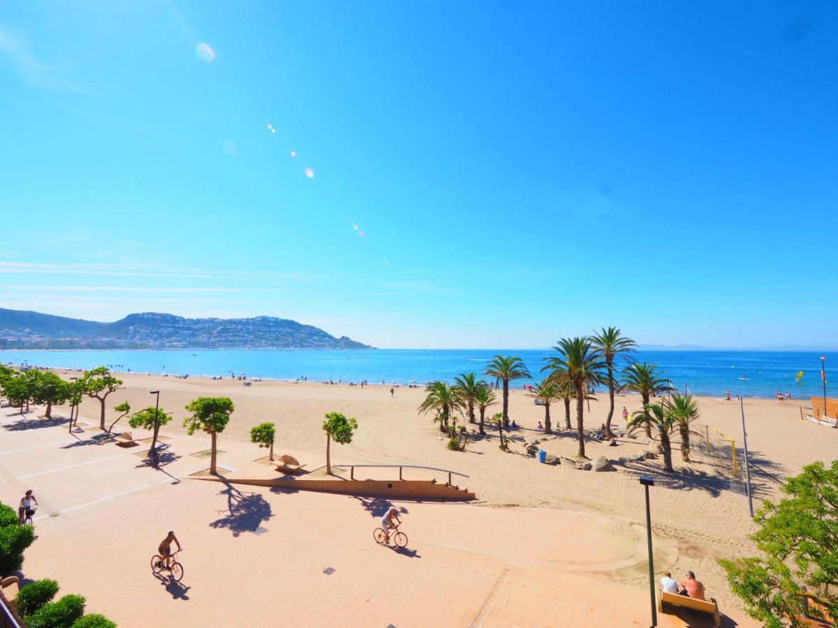Apartment Platja De Roses-6 By Interhome Bagian luar foto